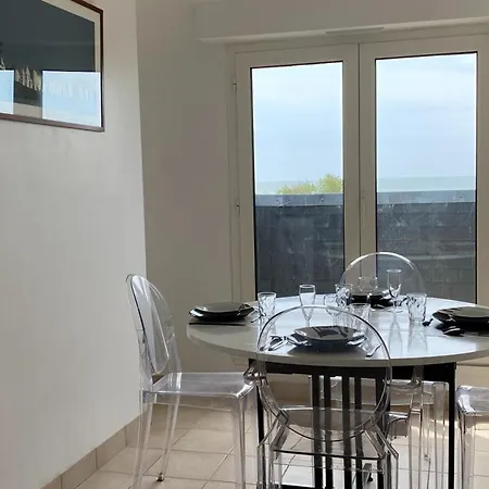 בית נופש Maison Face A L'ocean *